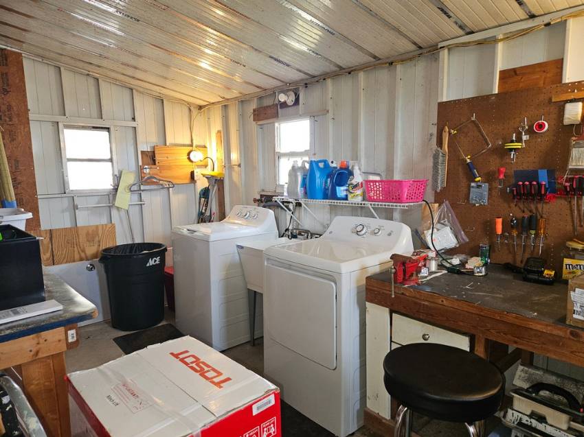 110 Lake Hazel Drive a Winter Haven, FL Mobile or Manufactured Home for Sale